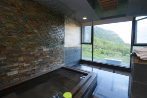 Jiaoxi Guanjinglou Hot Spring Club